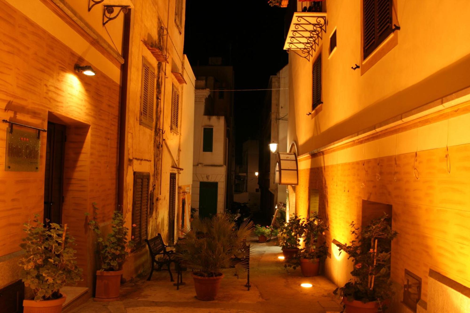 Hotel Clelia Isola di Ustica Exterior photo