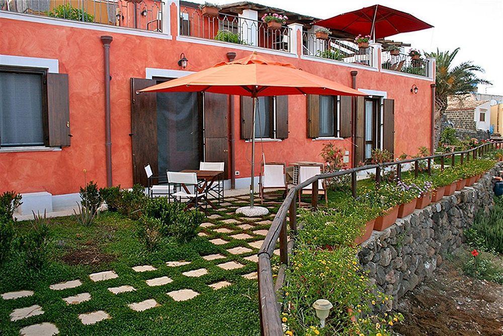 Hotel Clelia Isola di Ustica Exterior photo