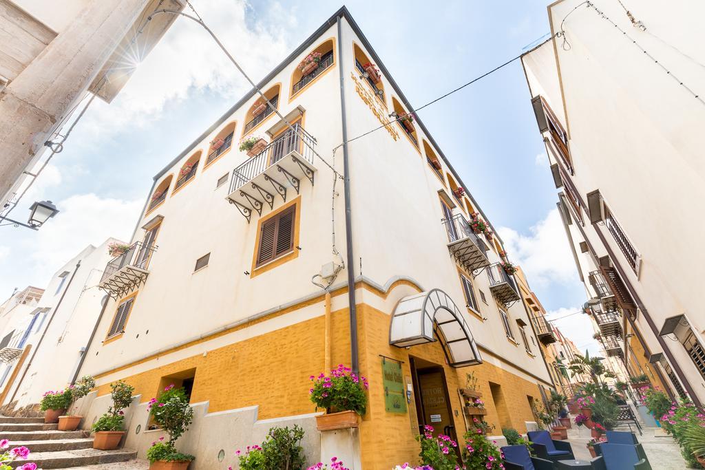 Hotel Clelia Isola di Ustica Exterior photo